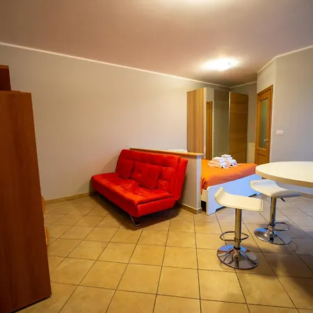 Turin Airport Premium F *